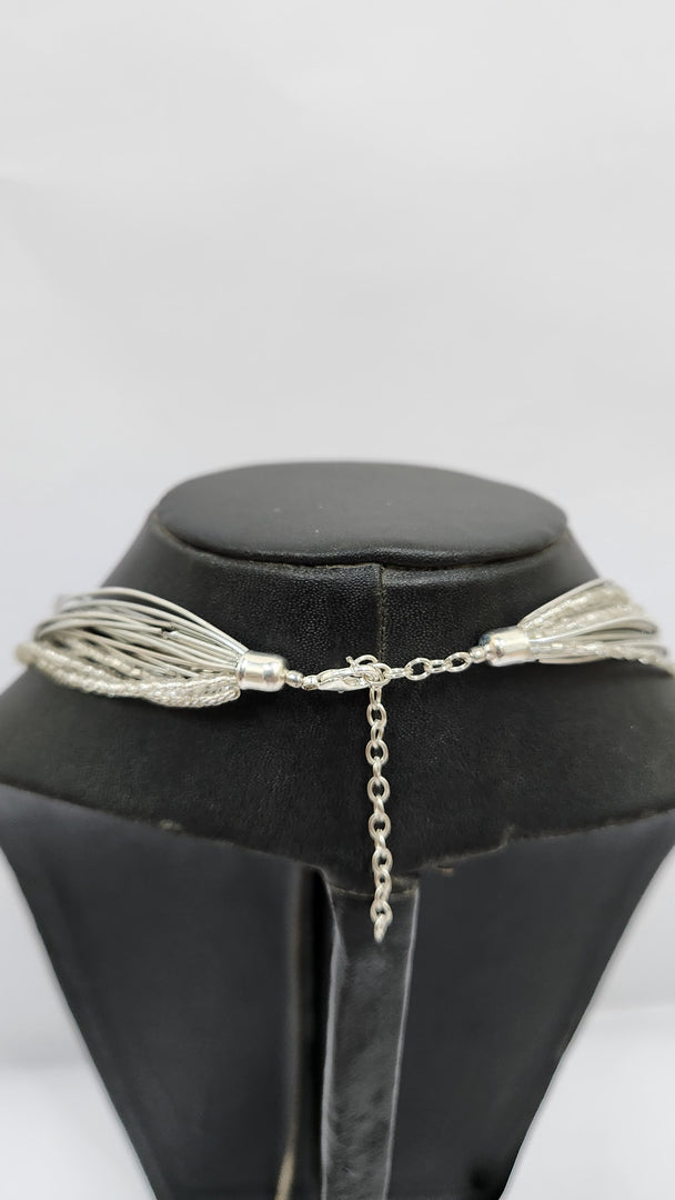 SEED BEAD WITH CUTDANA SILVER COLOR NECKLACE