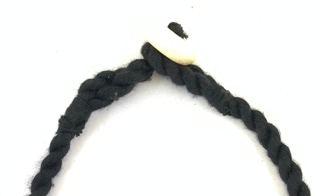 NK14852 HORN/BONE BEAD WITH BLACK BRAIDED THREAD NECKLACE