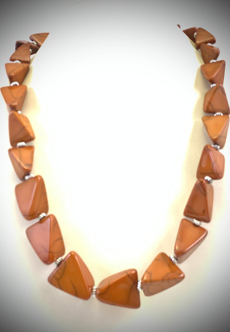 NK14964 RESIN/C C P BEAD NECKLACE