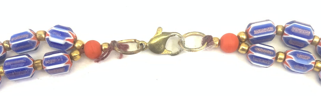 NK14923 GLASS/CHEVRON BEAD WITH GOLD METAL NUGGET NECKLACE