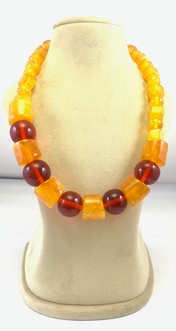 NK14962 RESIN BEAD NECKLACE