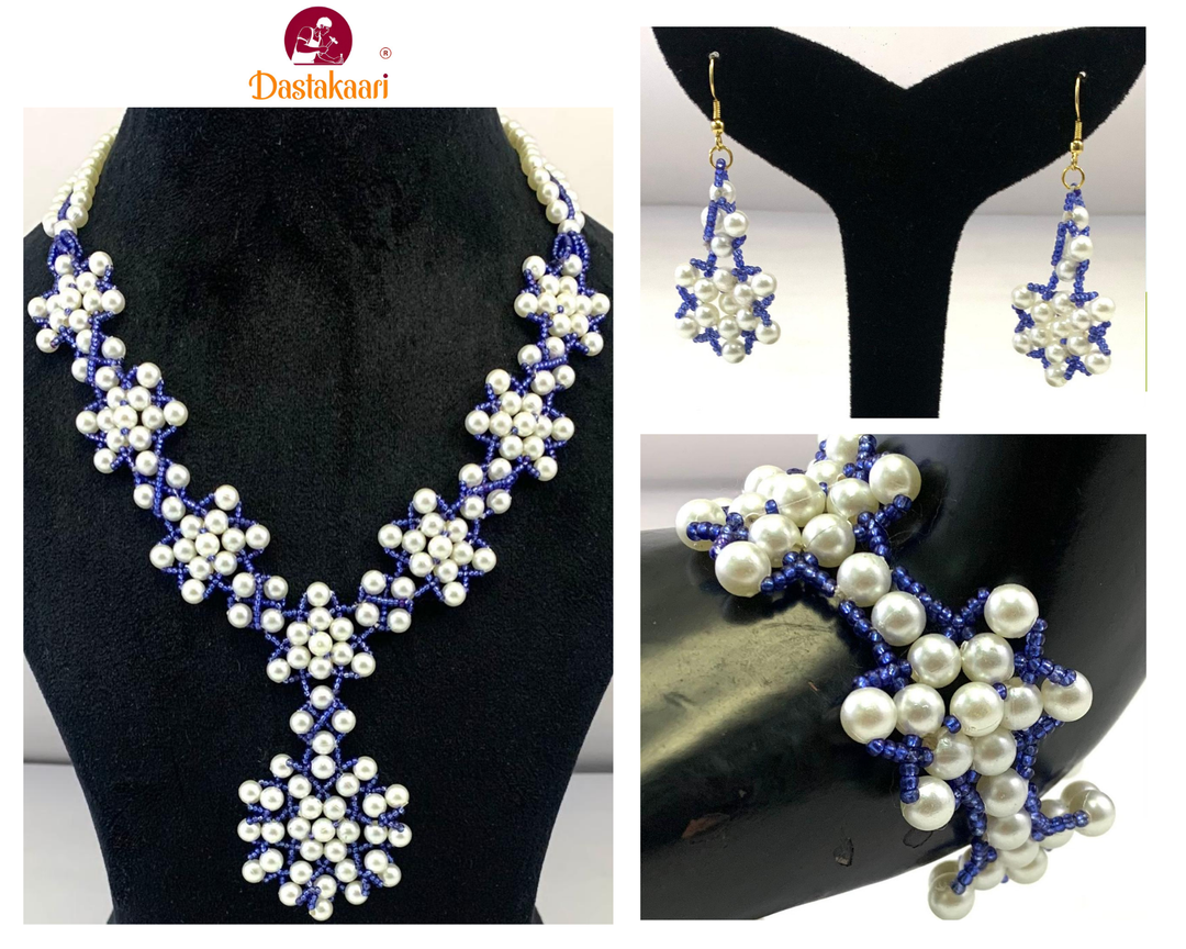 NK14152B WHITE BLUE COLOR PLASTIC PEARL & SEED BEAD NECKLACE SET