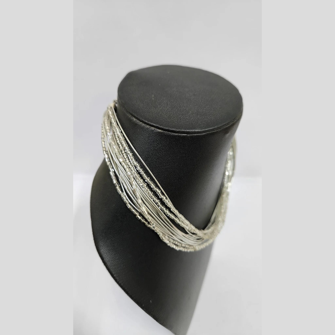 SEED BEAD WITH CUTDANA SILVER COLOR NECKLACE