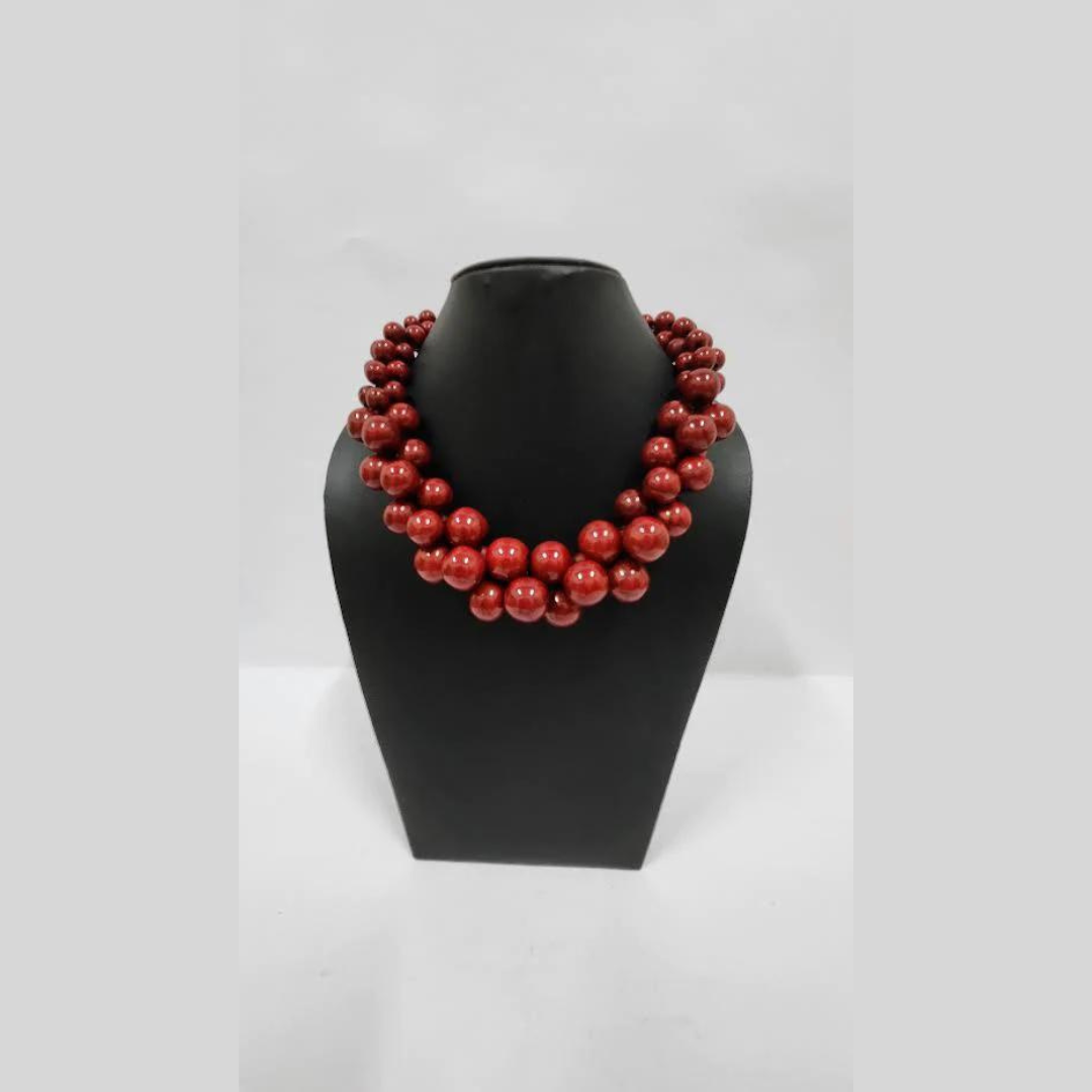 RED ACRYLIC BEADS NECKLACE