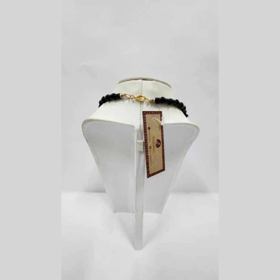 BLACK ACRYLIC BEAD NECKLACE