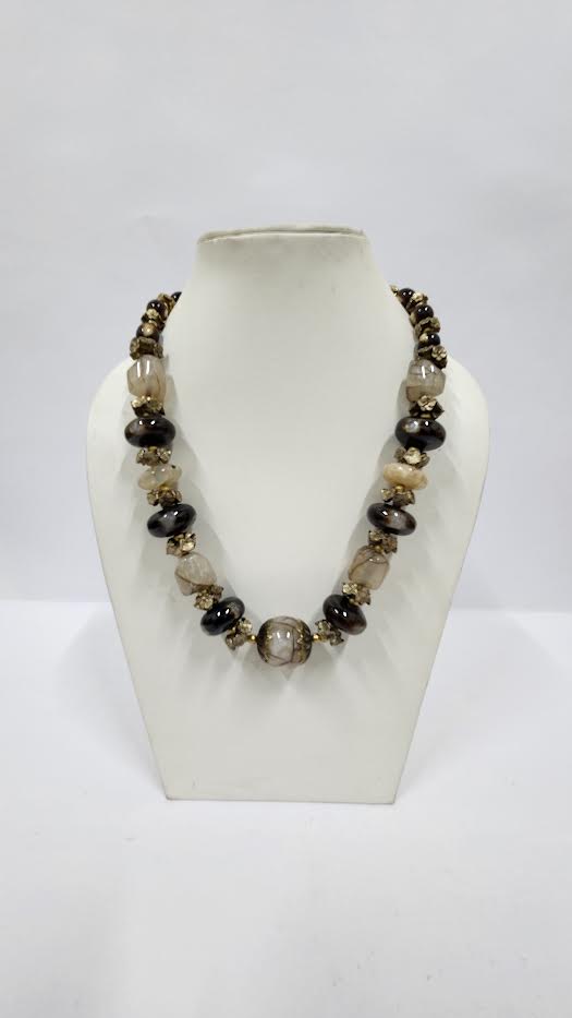 BROWN & BEIGE ACRYLIC BEAD NECKLACE