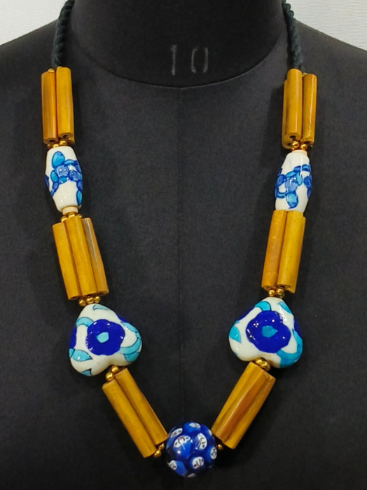 HORN PIPE & CEREMIC BEAD WITH THREAD BRAIDED NECKLACE