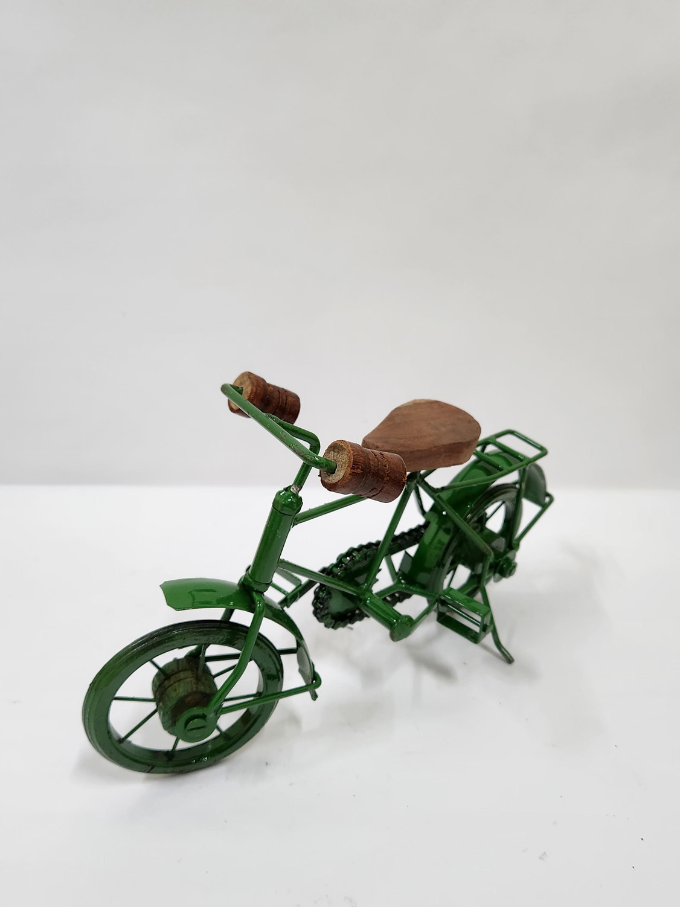 MIG 124  WROUGHT IRON GREEN BICYCLE