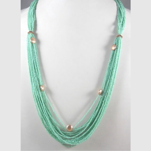 GEEN SEED BEAD NECKLACE