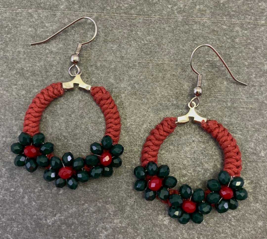 RED WEXCORD AND GREEN GLASS BEAD EARRING