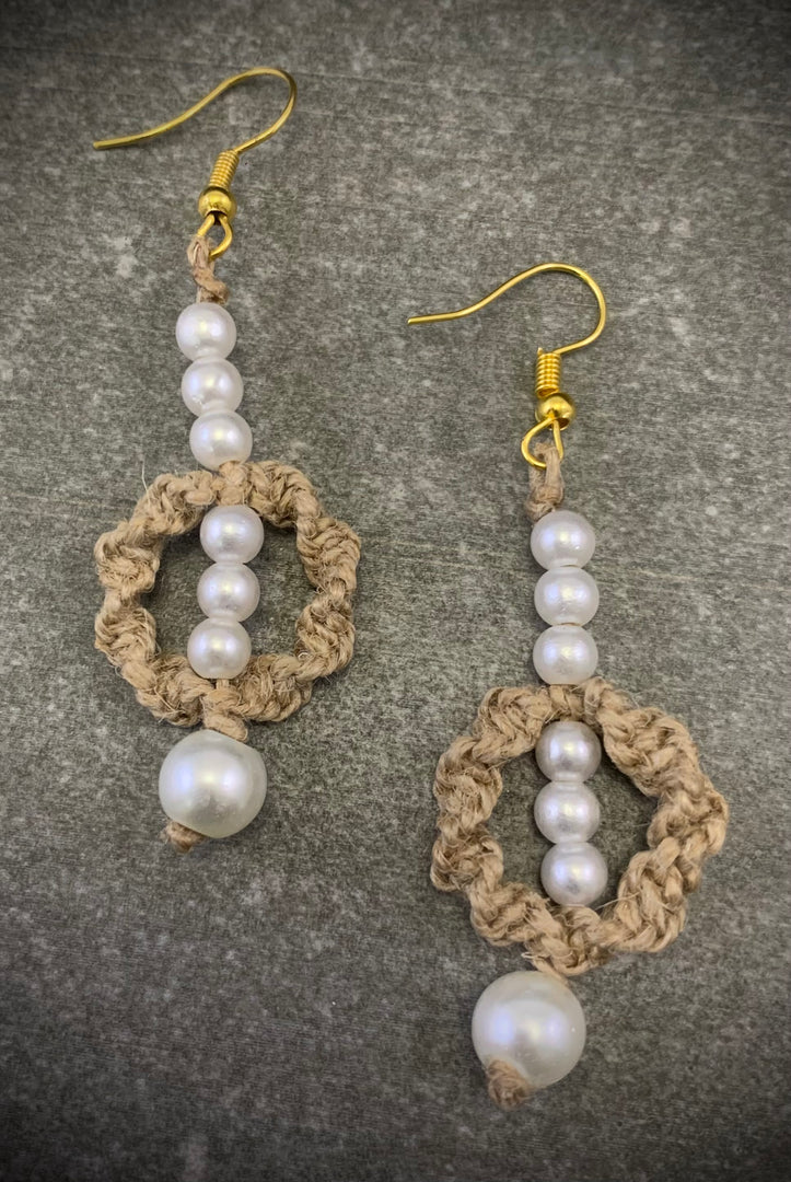 NK15001-MULTI LAYERED JUTE & PEARL/GOLD METAL ALUMINIUM BEAD NECKLACE