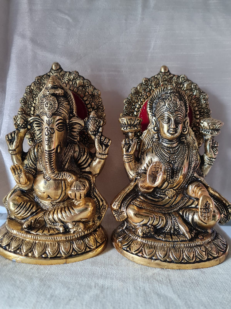 SH-146 WHITE METAL WITH LAQUER POLISH GANESH LAXMI SET