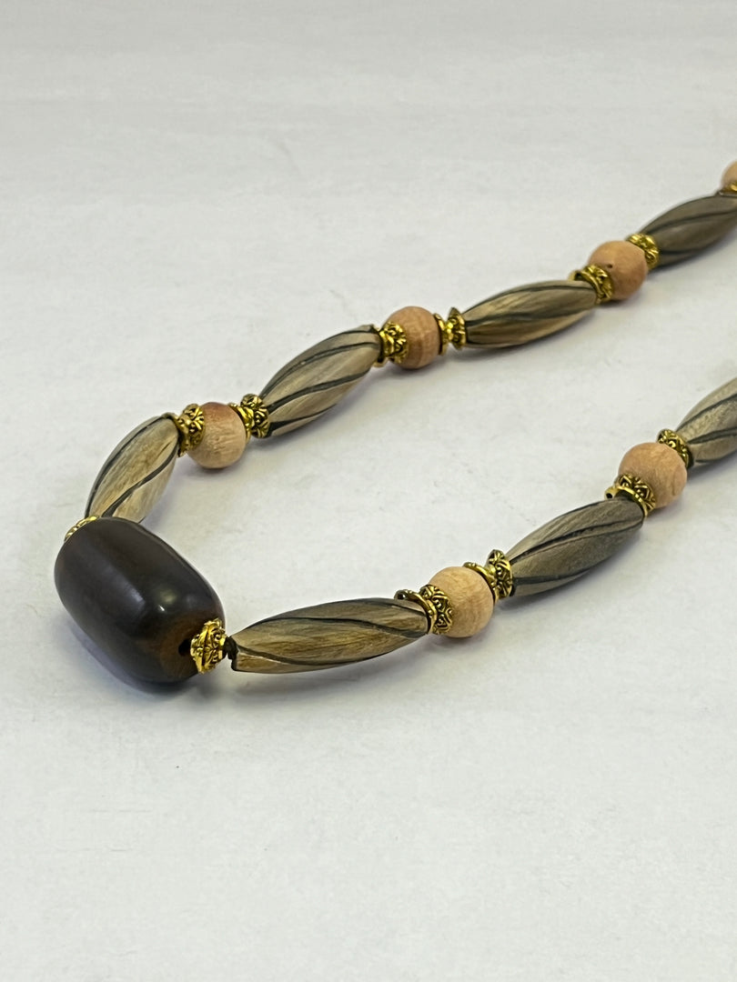 WOODEN/HORN BEAD NECKLACE