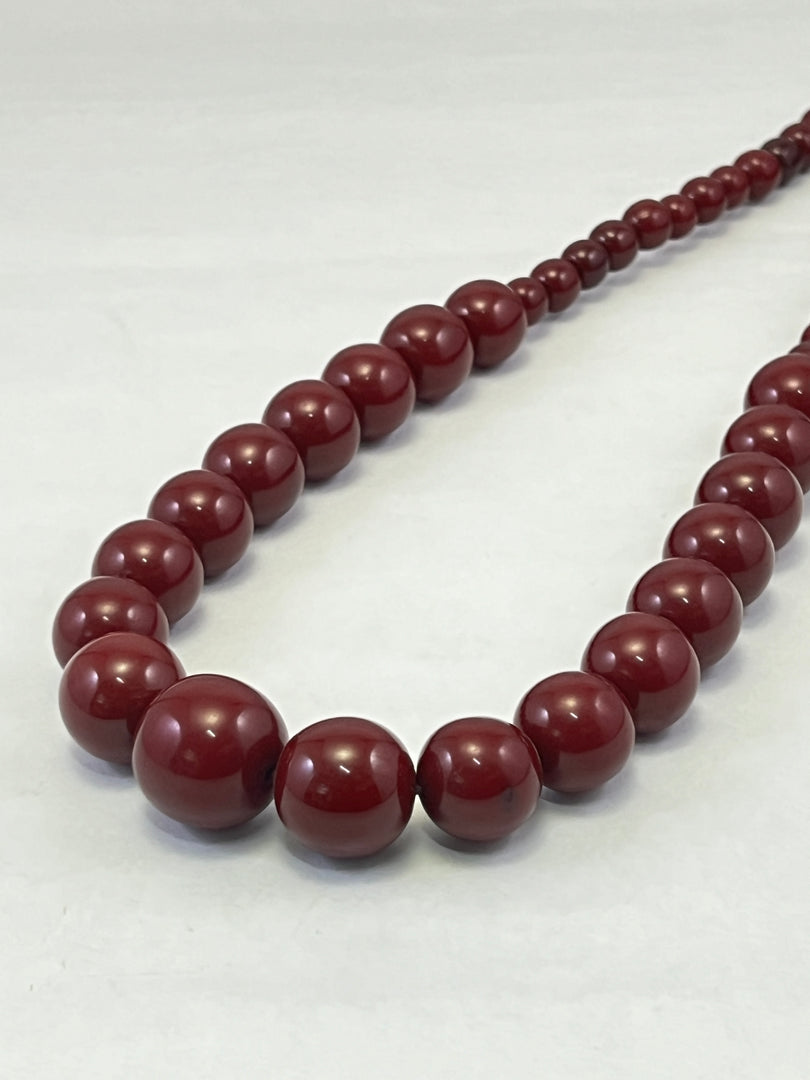 MAROON COLOUR RESIN BEAD NECKLACE