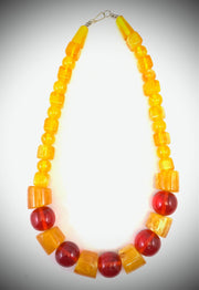 NK14962 RESIN BEAD NECKLACE