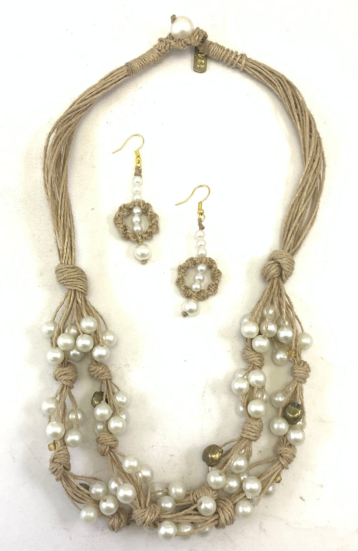 NK15001-MULTI LAYERED JUTE & PEARL/GOLD METAL ALUMINIUM BEAD NECKLACE