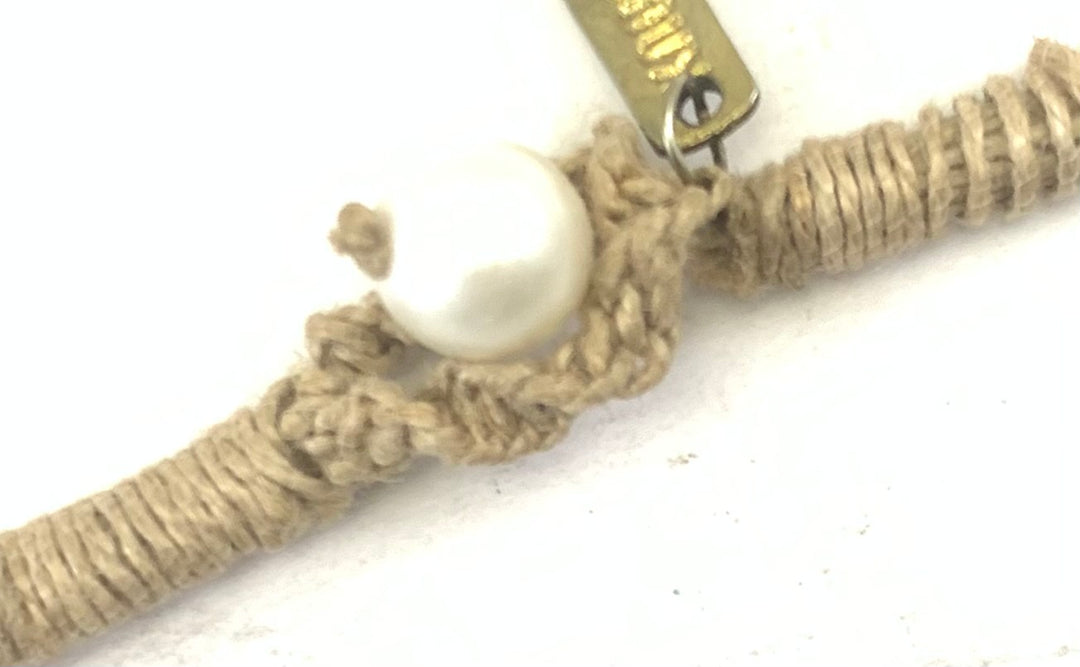 NK15001-MULTI LAYERED JUTE & PEARL/GOLD METAL ALUMINIUM BEAD NECKLACE