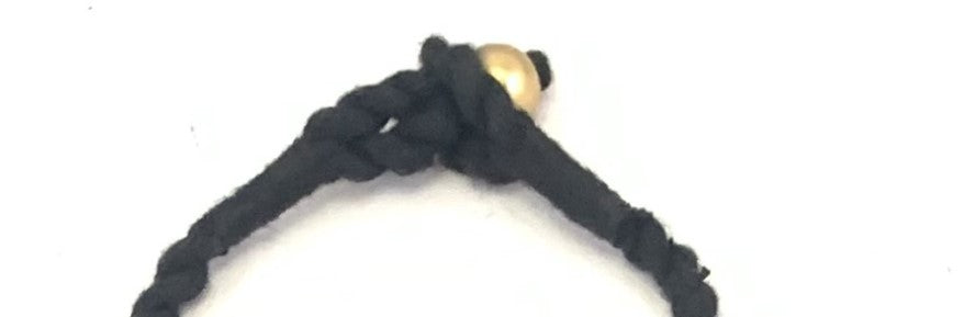 NK15112A - PLASTIC BEAD WITH BRAIDED THREAD NECKLACE