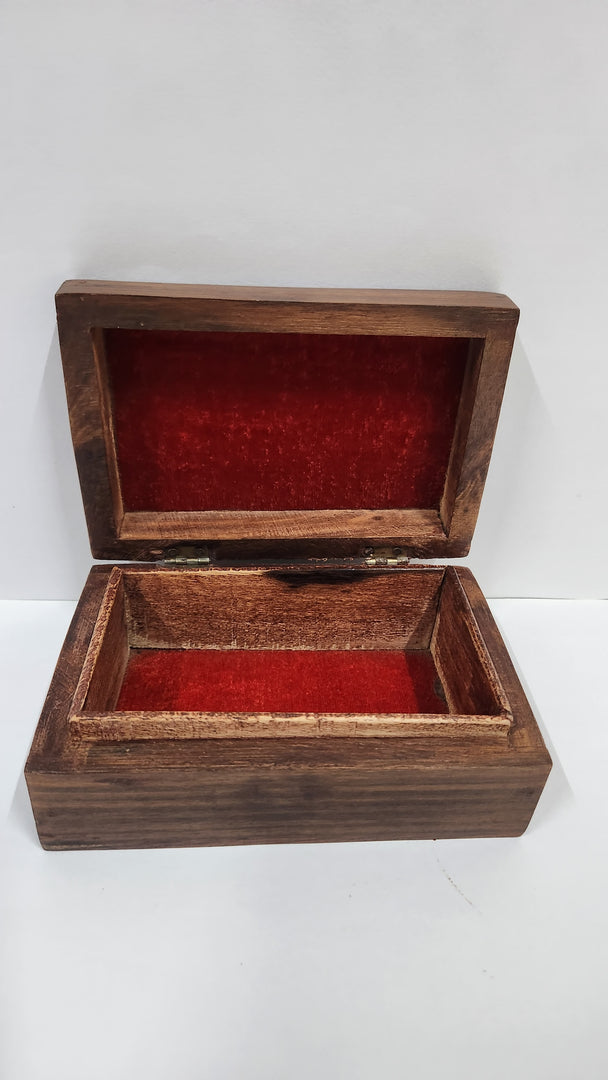 MIG 198 Sheesham Wood Carving With Brass Inlay Work Box