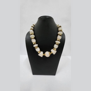 NATURAL ACRYLIC BEAD NECKLACE
