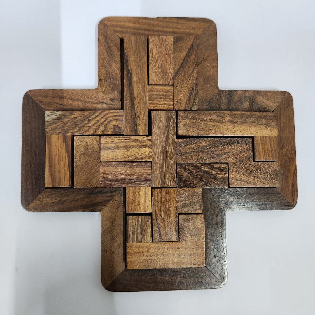 WOODEN PUZZLE GAME