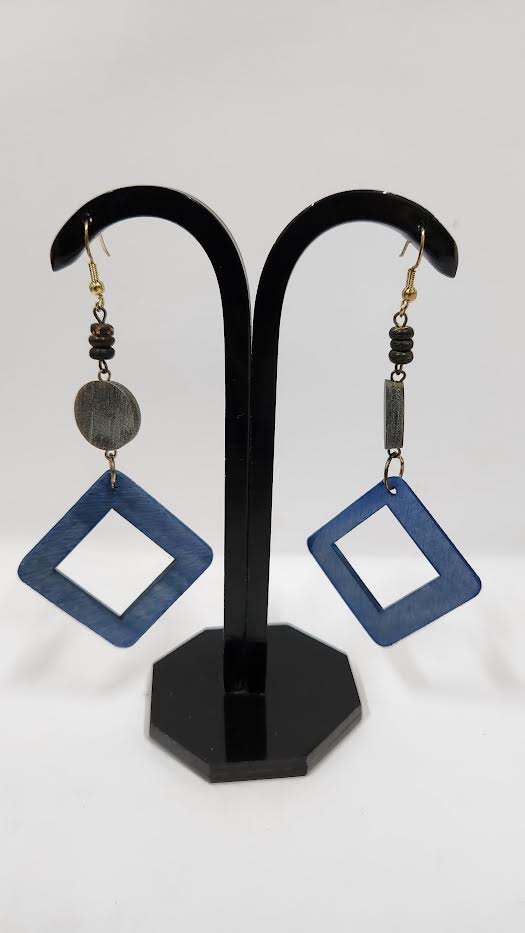 HORN BEAD BLUE & GREY COLOR EARRINGS