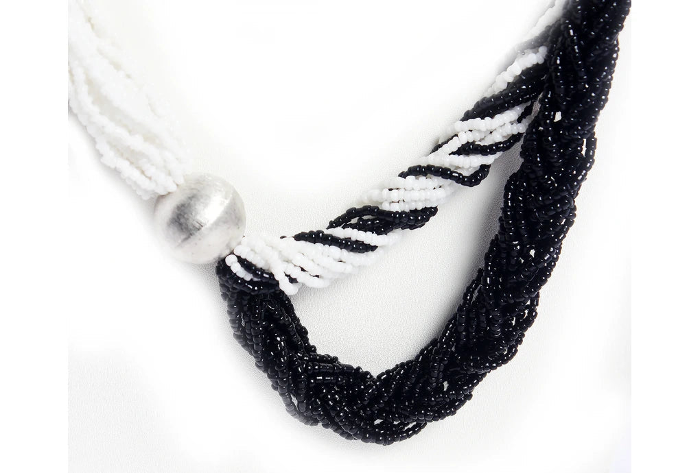 NK 3563 Black & white seed bead with metal ball necklace dastakaaristore
