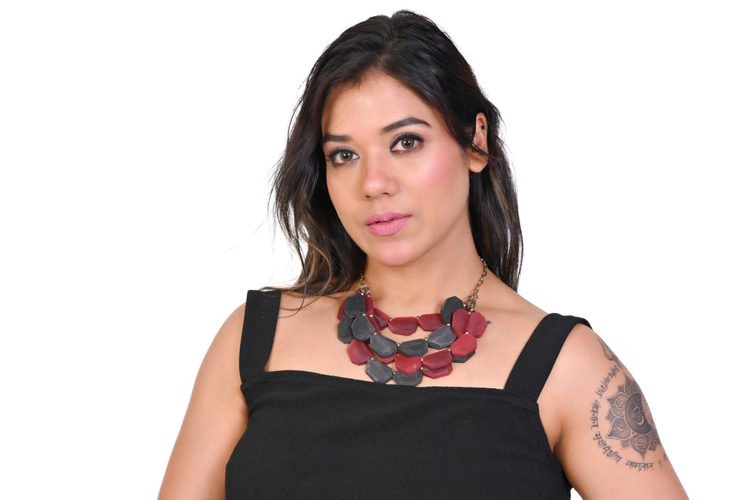 NK 8864 Maroon & slate grey horn necklace dastakaaristore